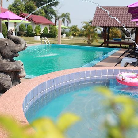 Moon River Resort Ubon Ratchathani Ngoại thất bức ảnh