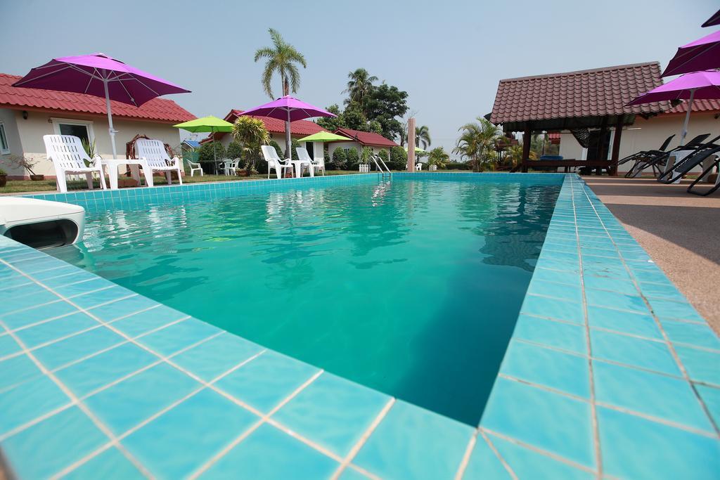 Moon River Resort Ubon Ratchathani Ngoại thất bức ảnh