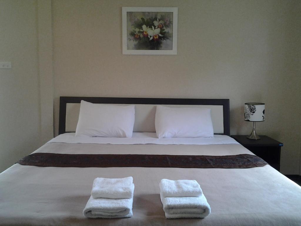 Moon River Resort Ubon Ratchathani Phòng bức ảnh